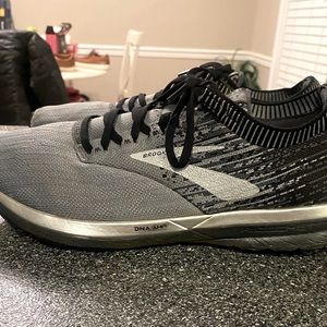 Men’s Brooks running shoes
